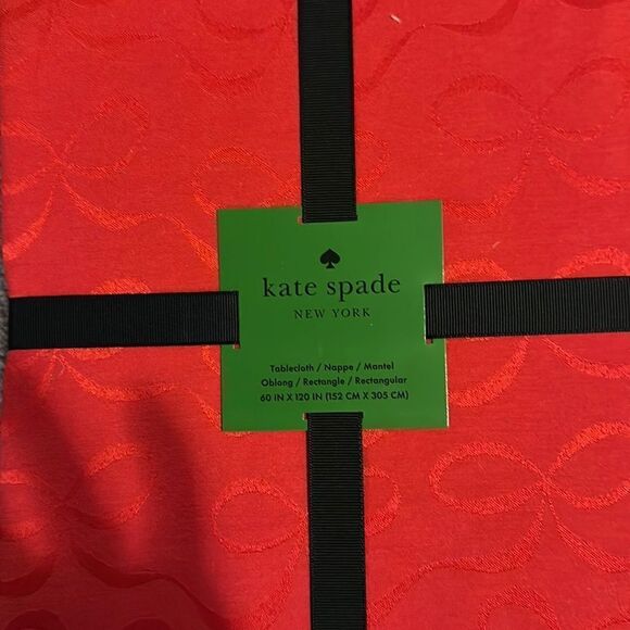 Kate Spade New York Oblong Red Bow Tablecloth! - Picture 3 of 5